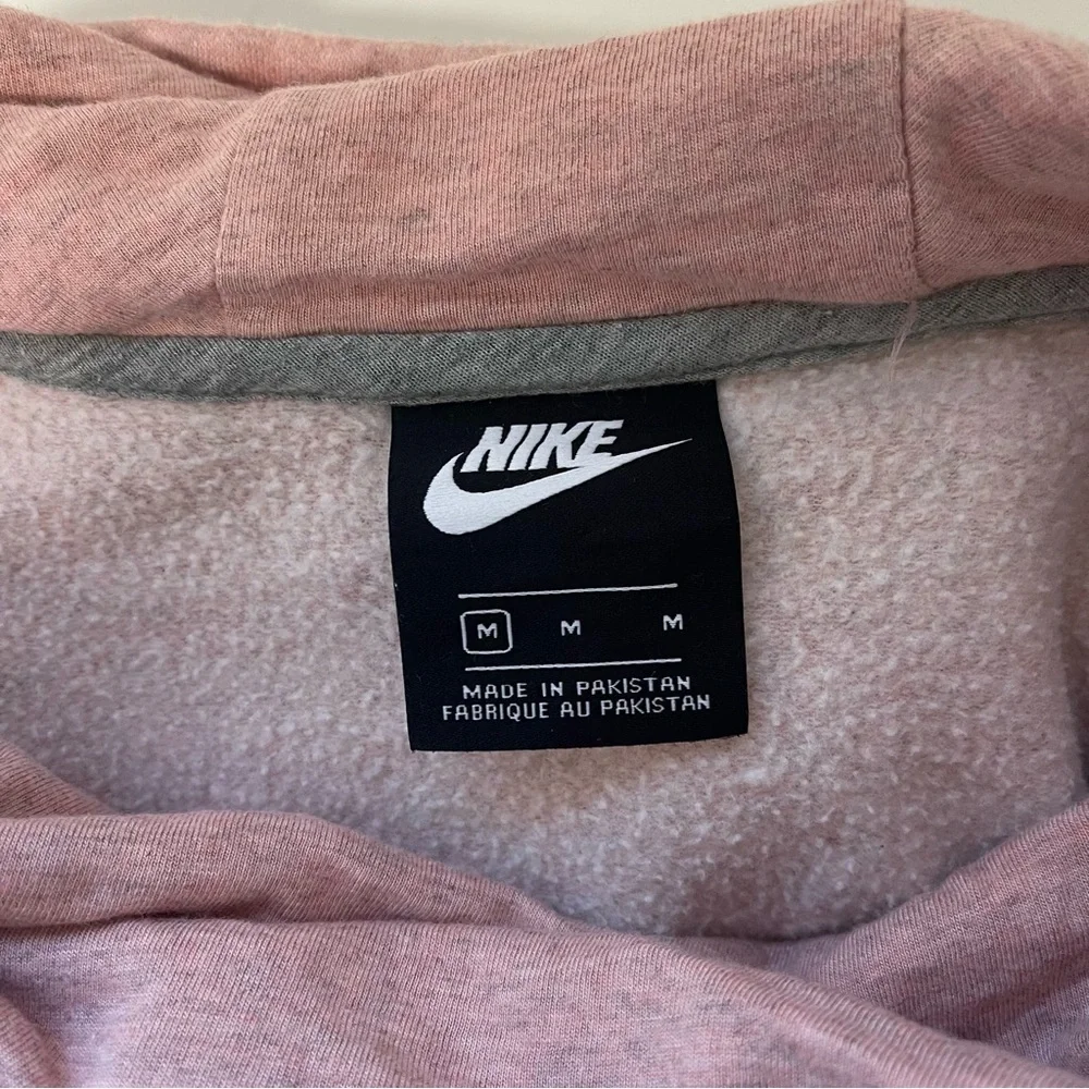 Nike Light Pink Funnel Cowl Neck Pullover Sweatshirt Medium Women’s
